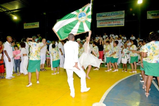 Bateria — GRESUCV Unidos da Costa Verde — foto 2